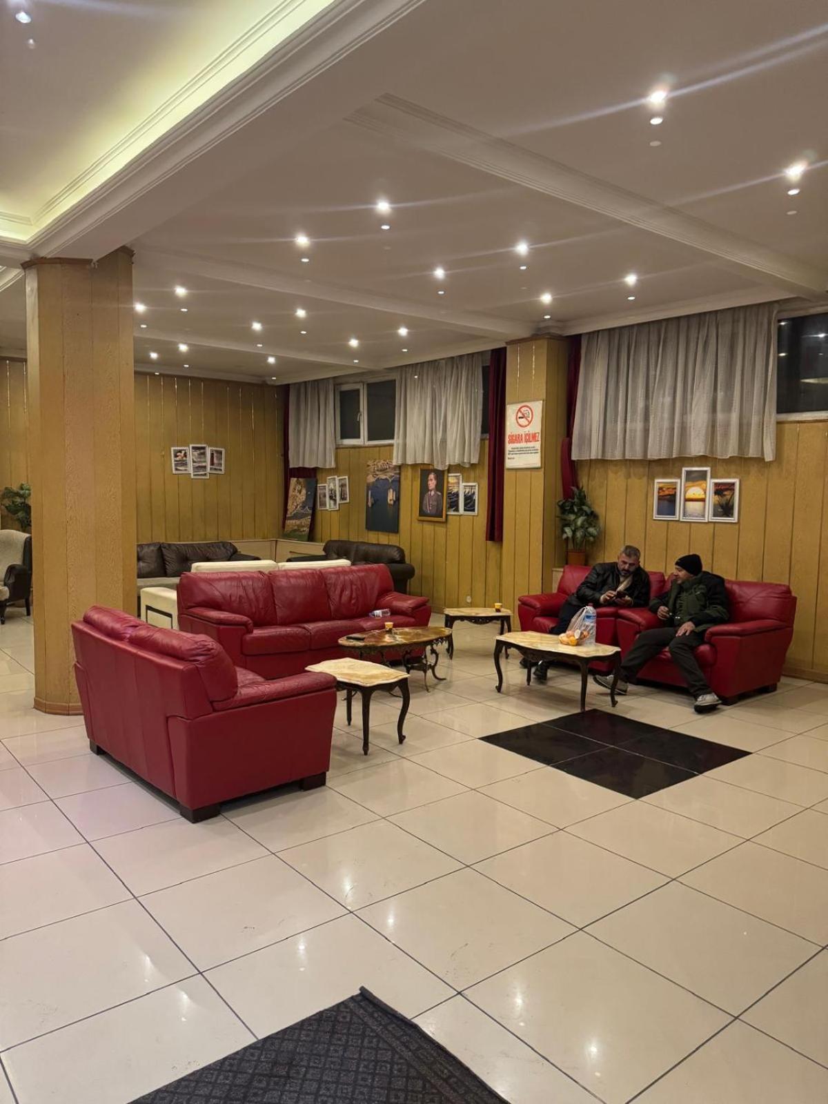 Oez Altinbasak Otel Ankara Exterior foto